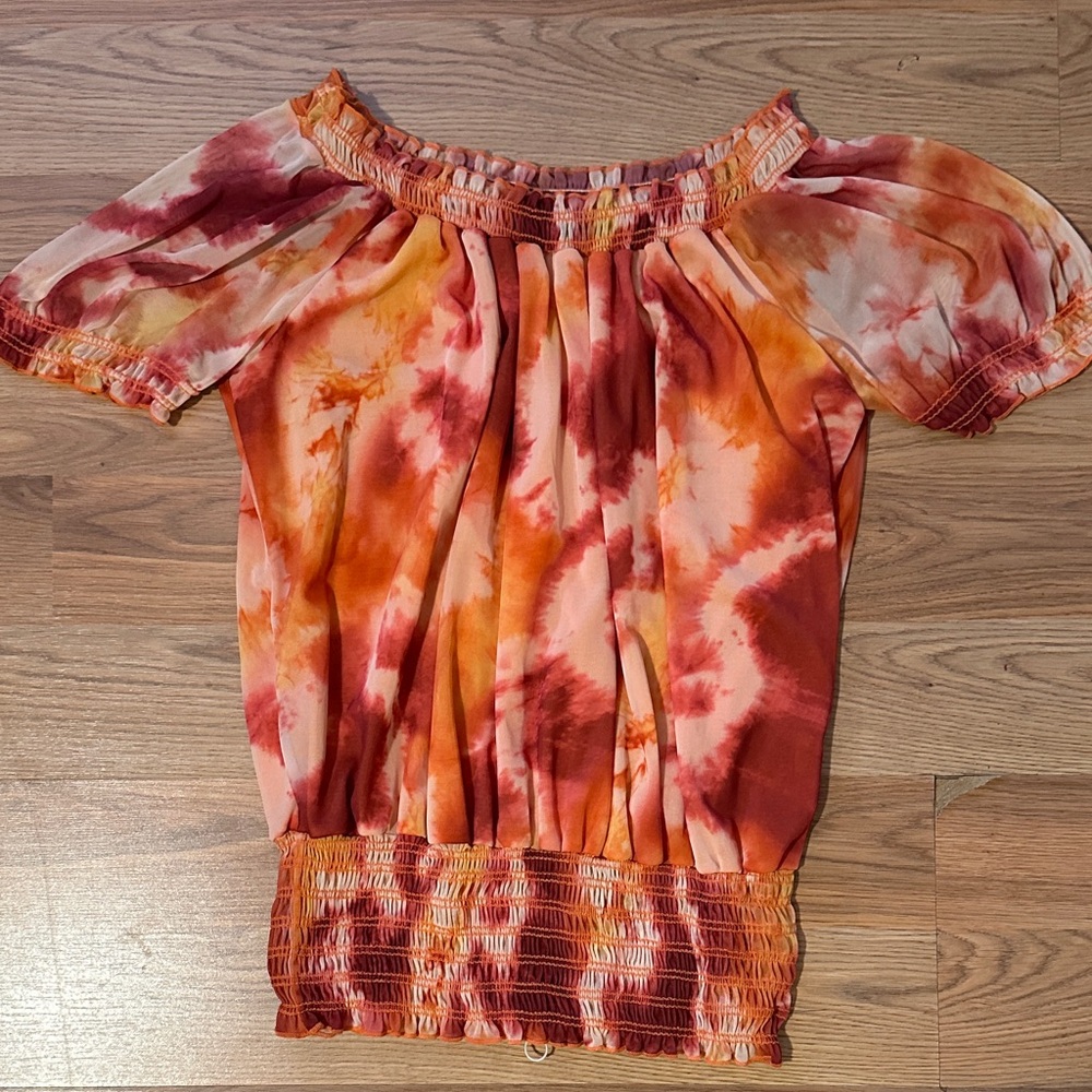 Cha Cha Vente Orange and Red Tie-Dye Blouse
